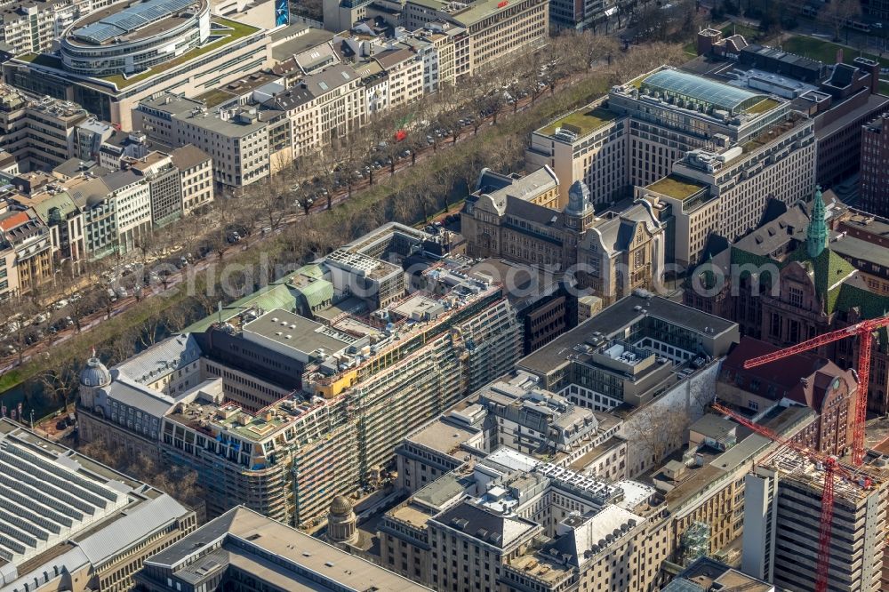 Düsseldorf from the bird's eye view: Construction site to build a new office and commercial building KOe-QUARTIER on Koenigsallee - Breite Strasse in Duesseldorf in the state North Rhine-Westphalia, Germany