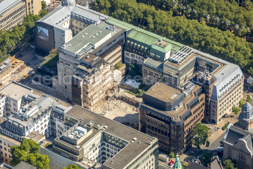 Aerial image Düsseldorf - Construction site to build a new office and commercial building KOe-QUARTIER on Koenigsallee - Breite Strasse in Duesseldorf in the state North Rhine-Westphalia, Germany