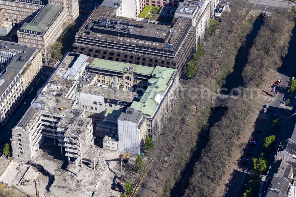 Aerial photograph Düsseldorf - Construction site to build a new office and commercial building KOe-QUARTIER on Koenigsallee - Breite Strasse in Duesseldorf in the state North Rhine-Westphalia, Germany