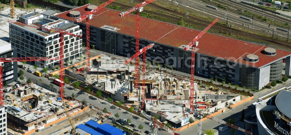 Aerial image Berlin - Construction site to build a new office and commercial building Zalando Campus through the PORR Deutschland GmbH on Valeska-Gert-Strasse in the district Bezirk Friedrichshain-Kreuzberg in Berlin, Germany