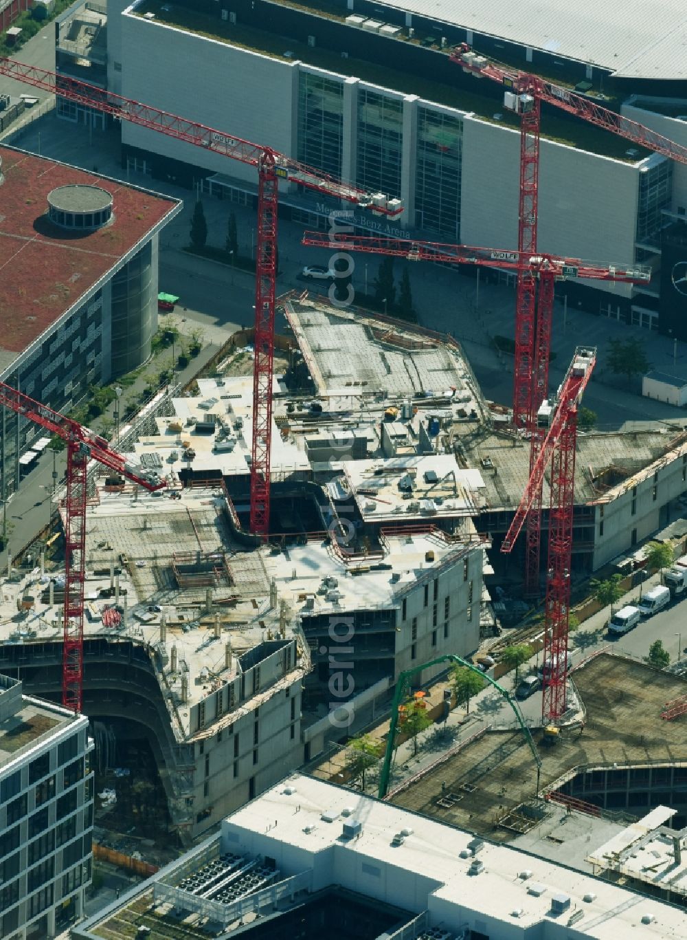 Aerial image Berlin - Construction site to build a new office and commercial building Zalando Campus through the PORR Deutschland GmbH on Valeska-Gert-Strasse in the district Bezirk Friedrichshain-Kreuzberg in Berlin, Germany