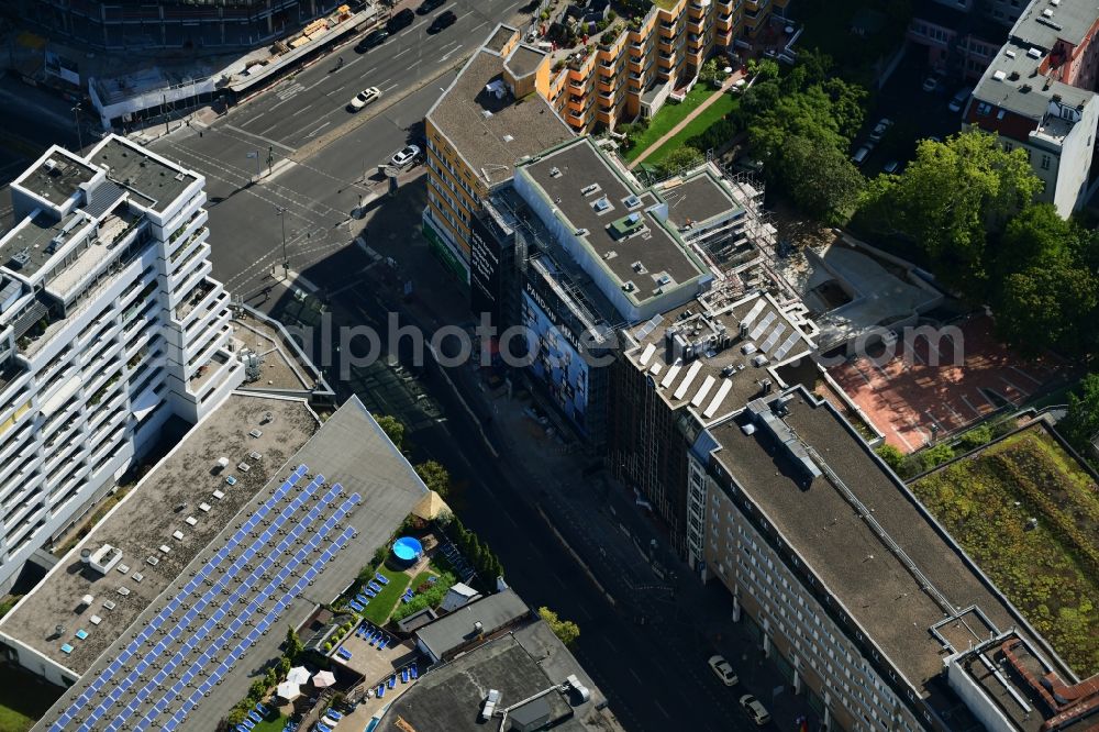 Aerial photograph Berlin - Construction site for the new building of the office building Nuernberger Strasse in the district Charlottenburg in Berlin, Germany