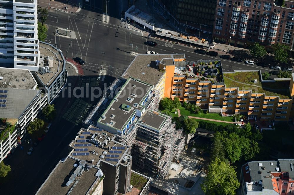 Berlin from the bird's eye view: Construction site for the new building of the office building Nuernberger Strasse in the district Charlottenburg in Berlin, Germany