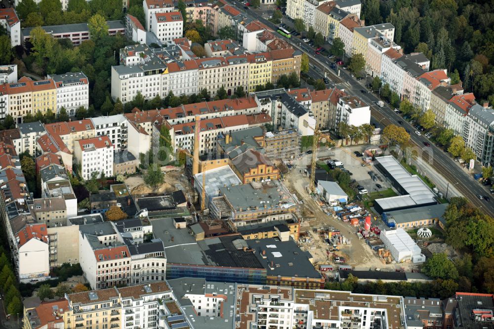 Berlin from the bird's eye view: Construction site for the new building Boetzow Campus on the site of the former Boetzow brewery on the street Prenzlauer Allee in the district Prenzlauer Berg in Berlin, Germany