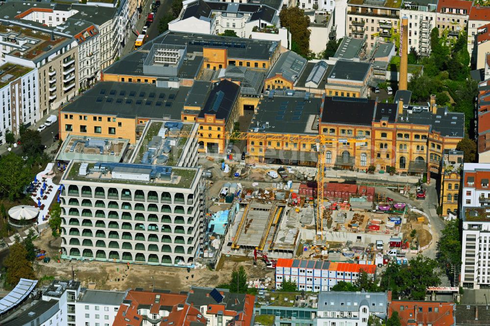 Aerial photograph Berlin - Construction site for the new building Boetzow Campus on the street Prenzlauer Allee in the district Prenzlauer Berg in Berlin, Germany