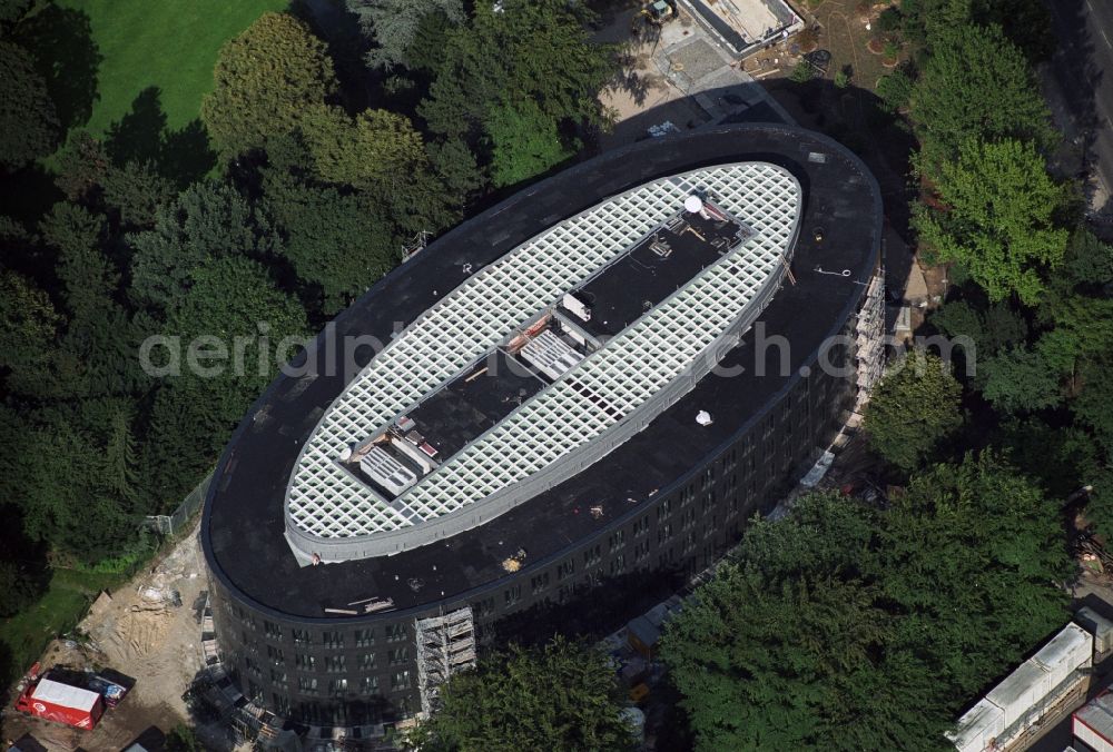 Berlin from the bird's eye view: Construction site for the new building of Bunofpraesidialamtes in the district Tiergarten in Berlin, Germany