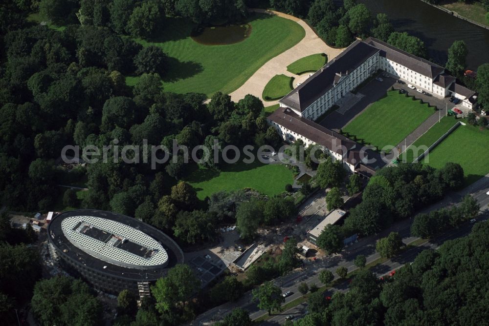 Berlin from the bird's eye view: Construction site for the new building of Bunofpraesidialamtes in the district Tiergarten in Berlin, Germany