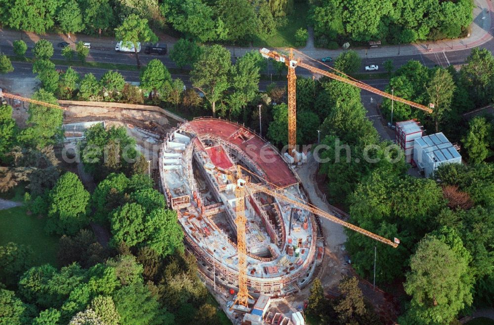 Aerial image Berlin - Construction site for the new building of Bunofpraesidialamtes in the district Tiergarten in Berlin, Germany