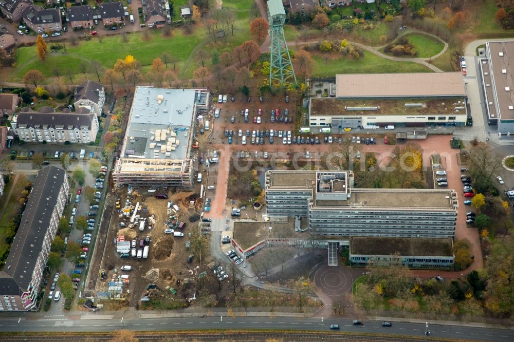 Duisburg from above - Construction site for the new building of the discounter Lidl in the district Marxloh in Duisburg in the state North Rhine-Westphalia