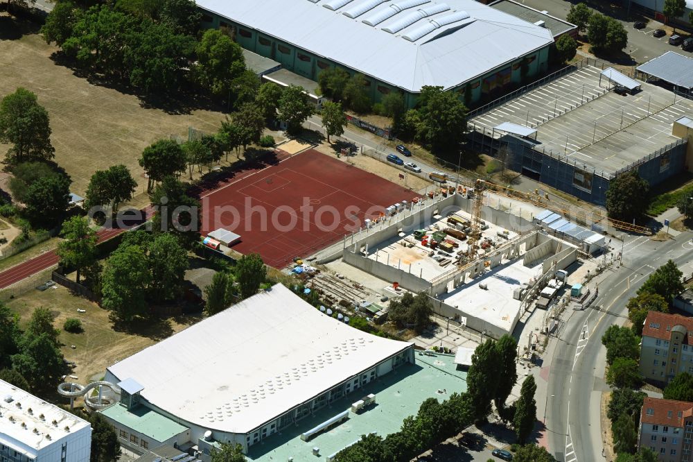 Aerial image Erfurt - Construction site for the new sports hall on street Johann-Sebastian-Bach-Strasse in the district Loebervorstadt in Erfurt in the state Thuringia, Germany