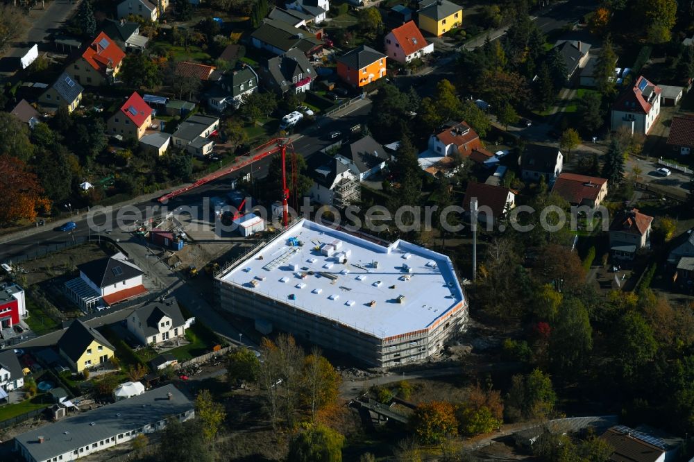 Aerial image Berlin - New construction of the building complex of the shopping center Bismarcksfelderstrasse corner Kaulsdorfer Strasse in Berlin, Germany