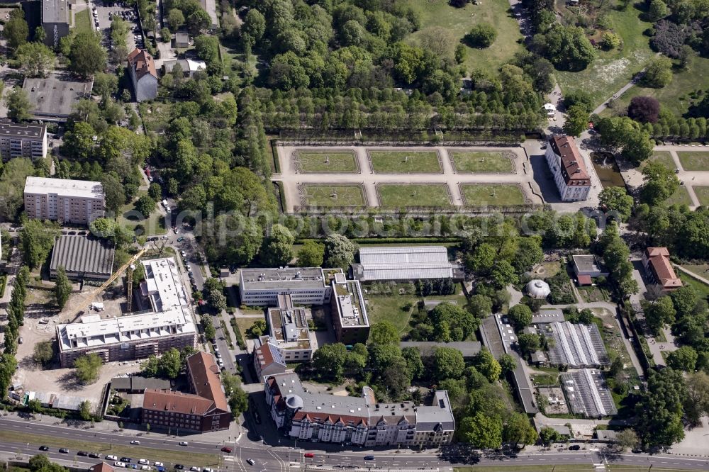 Aerial photograph Berlin - Construction site of a new DOMICIL care and nursing home for the elderly on Alfred-Kowalke-Strasse in the district of Lichtenberg in Berlin, Germany. The rectangular building is under construction in close vicinity to the Tierpark zoo and Schloss Friedrichsfelde palace. Its owner is HBB Hanseatische Gesellschaft fuer Seniorenheime mbH & Co. KG, BATEG GmbH is the main developer