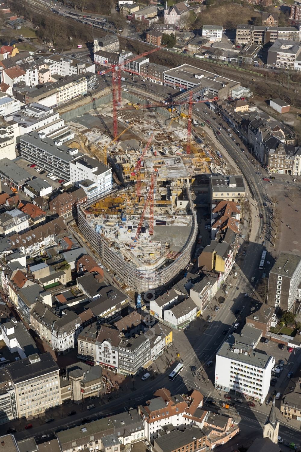 Aerial photograph Recklinghausen - Construction site for the new building of the shopping center Recklinghausen Arcaden on the site of the former s Löhrhof Center opposite the town hall Recklinghausen in North Rhine-Westphalia NRW