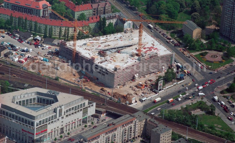 Aerial image Berlin Lichtenberg - Construction site for the new building of the shopping center Ring center of ECE through the Holzmann group at the Frankfurter Allee in Berlin - Lichtenberg