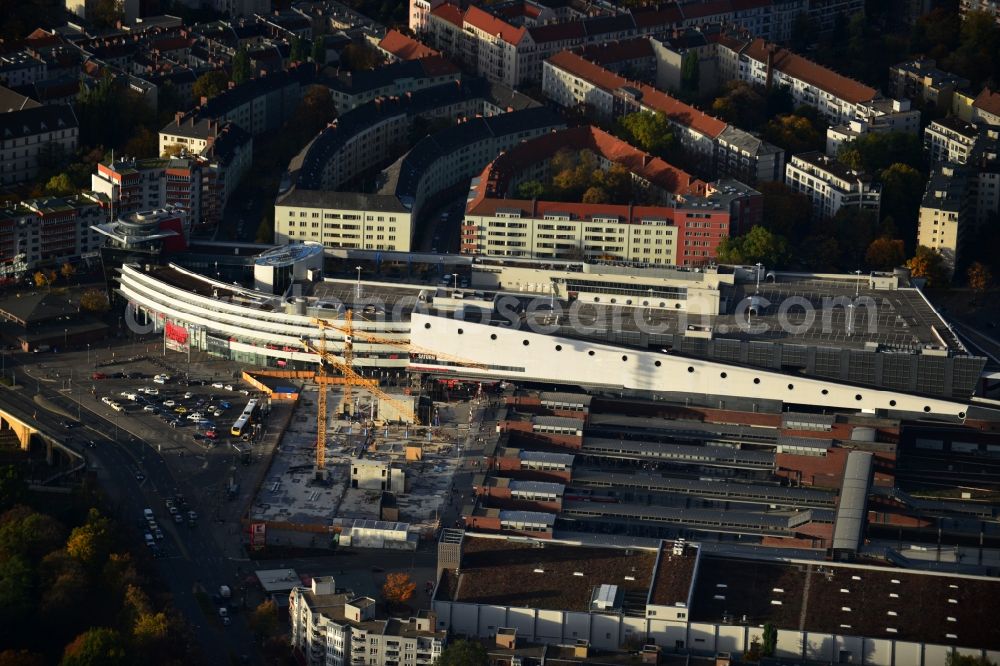 Berlin from the bird's eye view: Construction site to build a new reception building at the train station Gesundbrunnen in Berlin Wedding