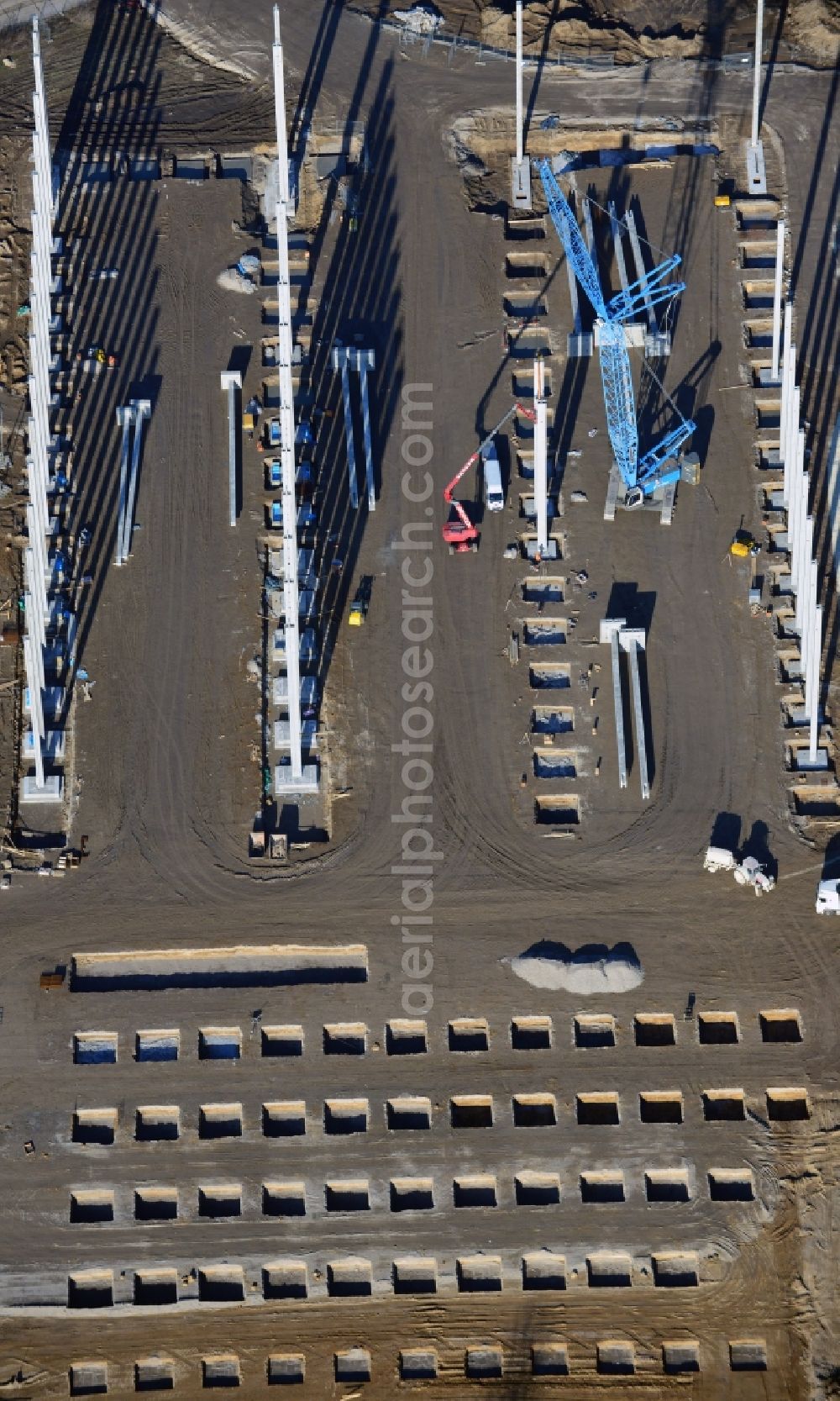 Hoppegarten from the bird's eye view: View of the new construction of the Europazentrale Clinton in Hoppegarten in the state of Brandenburg