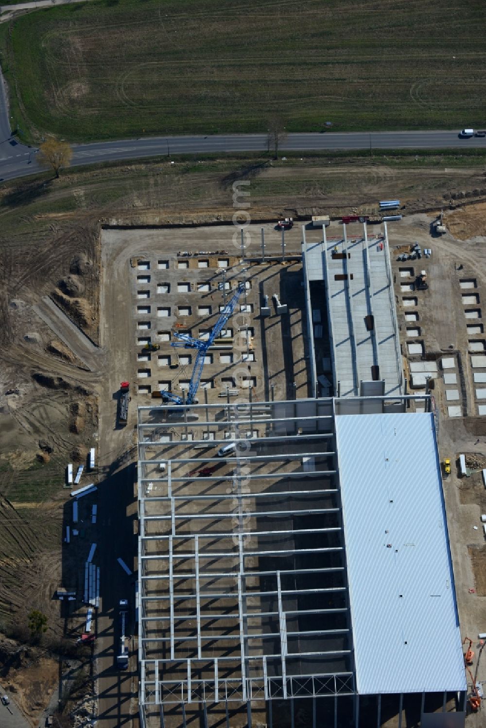 Aerial photograph Hoppegarten - View of the new construction of the Europazentrale Clinton in Hoppegarten in the state of Brandenburg