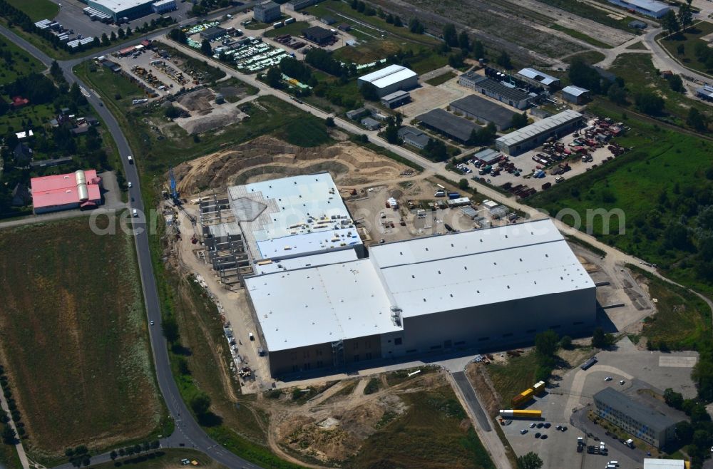 Aerial photograph Hoppegarten - View of the new construction of the Europazentrale Clinton in Hoppegarten in the state of Brandenburg