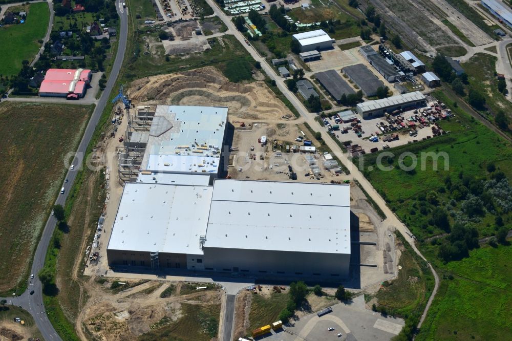 Aerial image Hoppegarten - View of the new construction of the Europazentrale Clinton in Hoppegarten in the state of Brandenburg