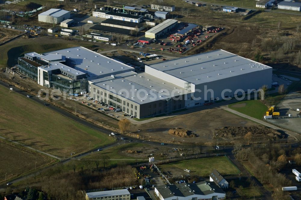 Hoppegarten from the bird's eye view: View of the new construction of the Europazentrale Clinton in Hoppegarten in the state of Brandenburg