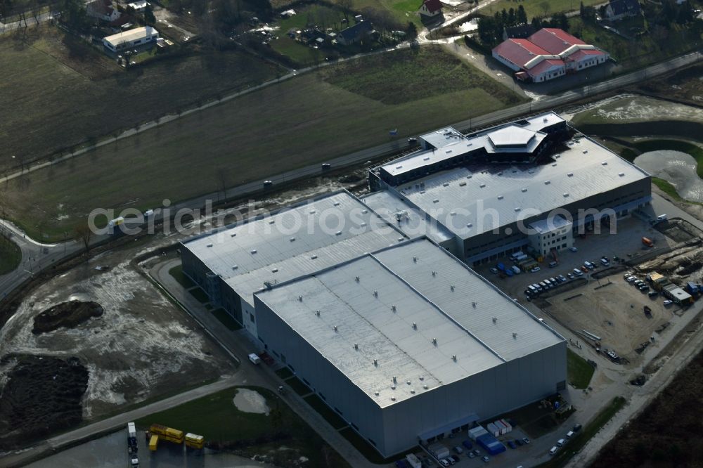 Aerial image Hoppegarten - View of the new construction of the Europazentrale Clinton in Hoppegarten in the state of Brandenburg