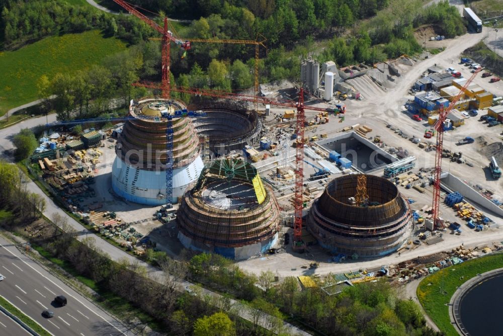 München from above - Construction site for the new building von Faulturm- Anlagen in Klaerwerk Gut Grosslappen of Stadtwerke Muenchen GmbH in the district Schwabing-Freimann in Munich in the state Bavaria, Germany