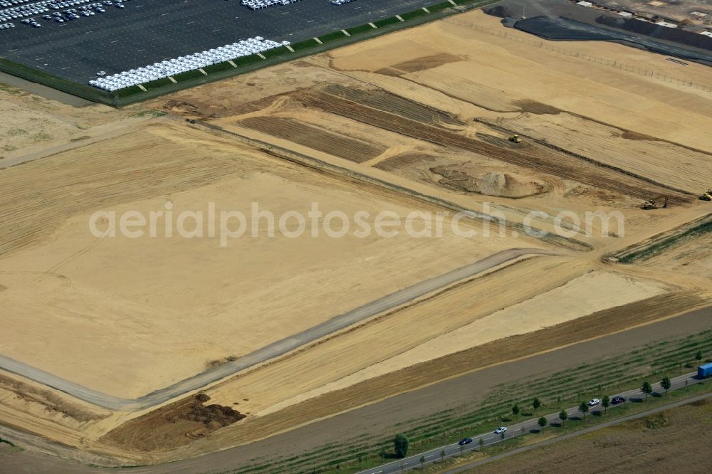 Leipzig from the bird's eye view: Construction site to build new manufacturing facilities and assembly shops on the premises of PORSCHE AG in Leipzig in Saxony