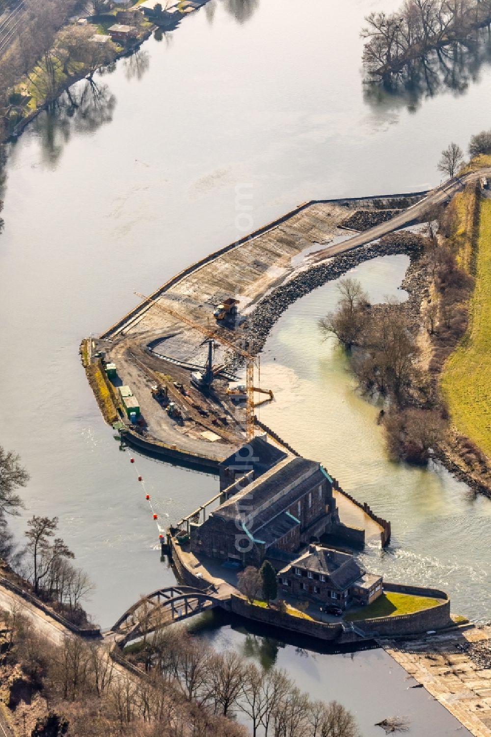 Witten from the bird's eye view: Construction site for the new building einer Fischaufstiegsanlage on Wasserkraftwerk Hohenstein of innogy SE in Witten in the state North Rhine-Westphalia, Germany