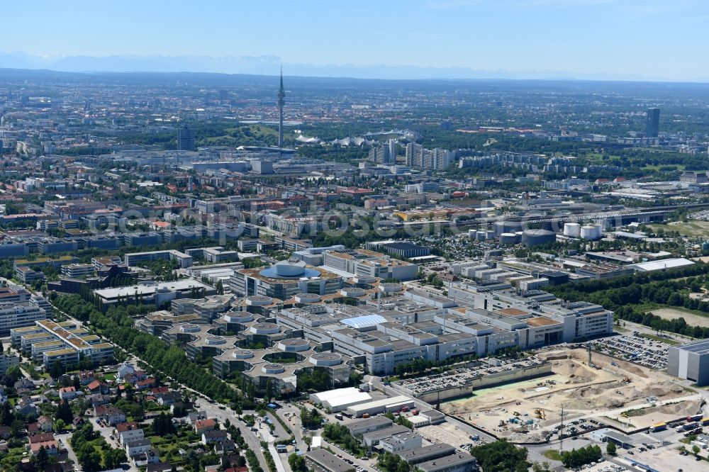 Aerial photograph München - Construction site for the new building of FIZ Forschungs- and Innovations Center Nord on Campus of BMW AG in Munich in the state Bavaria, Germany