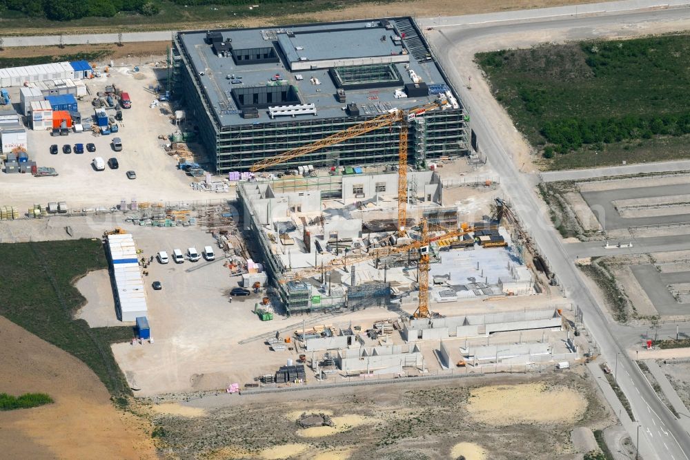 Augsburg from the bird's eye view: Construction site for the construction of a research building and office complex of the Deutsches Zentrum fuer Luft- und Raumfahrt in Augsburg in the federal state of Bavaria, Germany