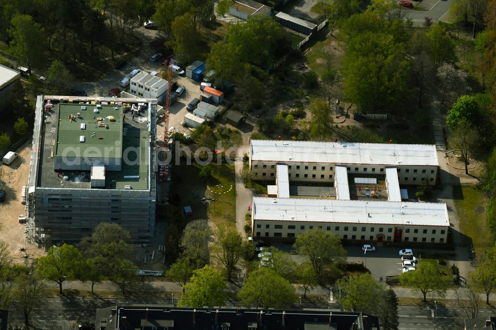 Aerial image Rostock - Construction site for the new building of a research building and office complex Biomedicum along the Kopernikusstrasse on the Schillingallee Campus in Rostock in the state Mecklenburg - Western Pomerania, Germany