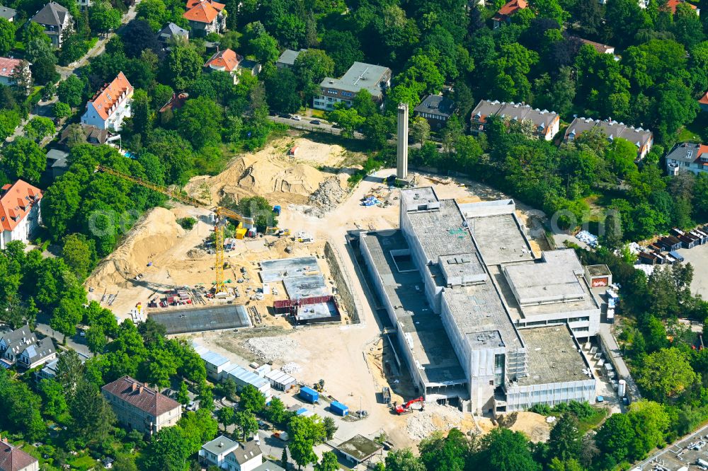 Aerial photograph Berlin - Construction site for the new building of a research building and office complex Innovations- and Forschungszentrum FUBIC on street Fabeckstrasse in the district Lichterfelde in Berlin, Germany