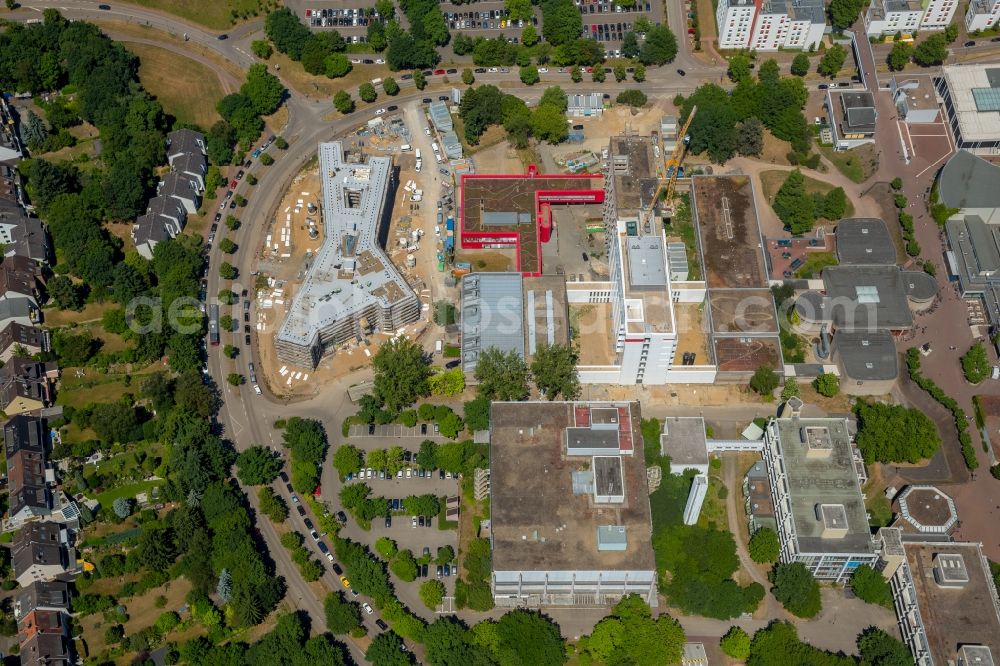 Aerial photograph Düsseldorf - Construction site for the new building of Forschungsgebaeude of Lebenswissenschaften on Universitaetsstrasse in Duesseldorf in the state North Rhine-Westphalia, Germany