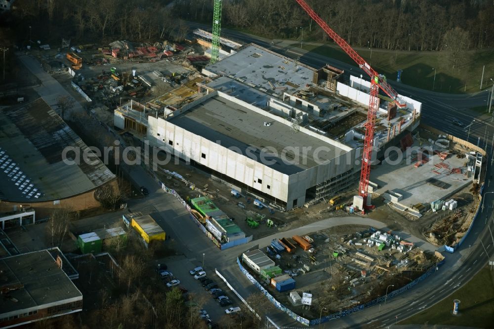 Potsdam from the bird's eye view: Construction site to build a new leisure pool with swimming pool in Potsdam in Brandenburg