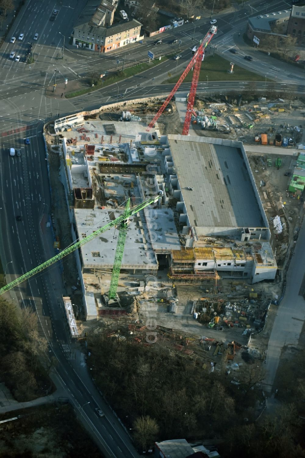 Aerial image Potsdam - Construction site to build a new leisure pool with swimming pool in Potsdam in Brandenburg