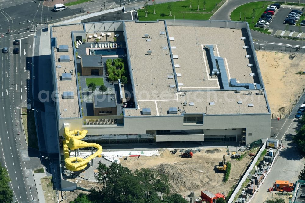 Aerial photograph Potsdam - Construction site to build a new leisure pool with swimming pool in Potsdam in Brandenburg