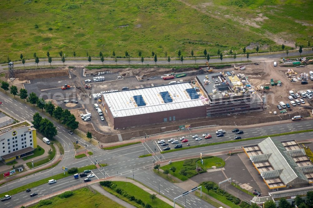 Oberhausen from the bird's eye view: Construction site for new construction building of the construction market of HORNBACH Baumarkt AG on Brammenring in Oberhausen in North Rhine-Westphalia