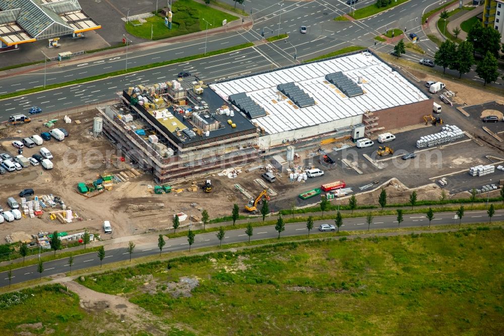 Aerial photograph Oberhausen - Construction site for new construction building of the construction market of HORNBACH Baumarkt AG on Brammenring in Oberhausen in North Rhine-Westphalia