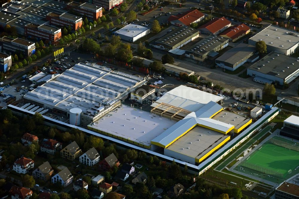 Aerial image Berlin - Construction site for new construction building of the construction market on Landsberger Strasse in the district Mahlsdorf in Berlin, Germany