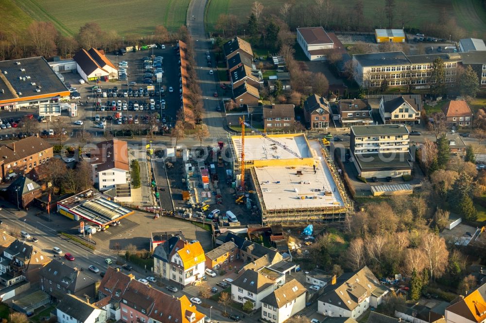 Aerial photograph Hamm - New construction of the building complex of the shopping center ALDI - Filiale on Kleine Amtsstrasse in the district Heessen in Hamm in the state North Rhine-Westphalia, Germany