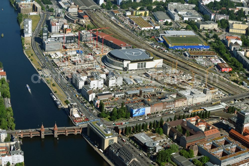 Aerial image Berlin - New construction of the building complex of the shopping center East Side Mall of Freo Group on Tamara-Danz-Strasse on Anschutz - Areal in the district Bezirk Friedrichshain-Kreuzberg in Berlin, Germany