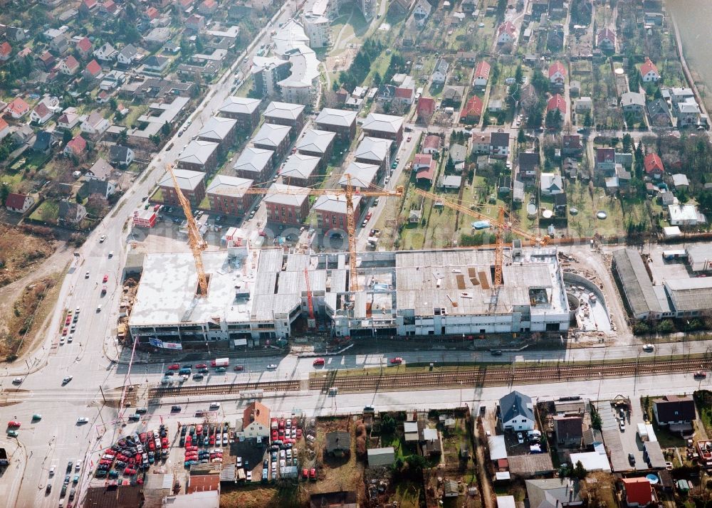 Aerial image Berlin - New construction of the building complex of the shopping center Hansacenter on Hansastrasse in the district Hohenschoenhausen in Berlin, Germany