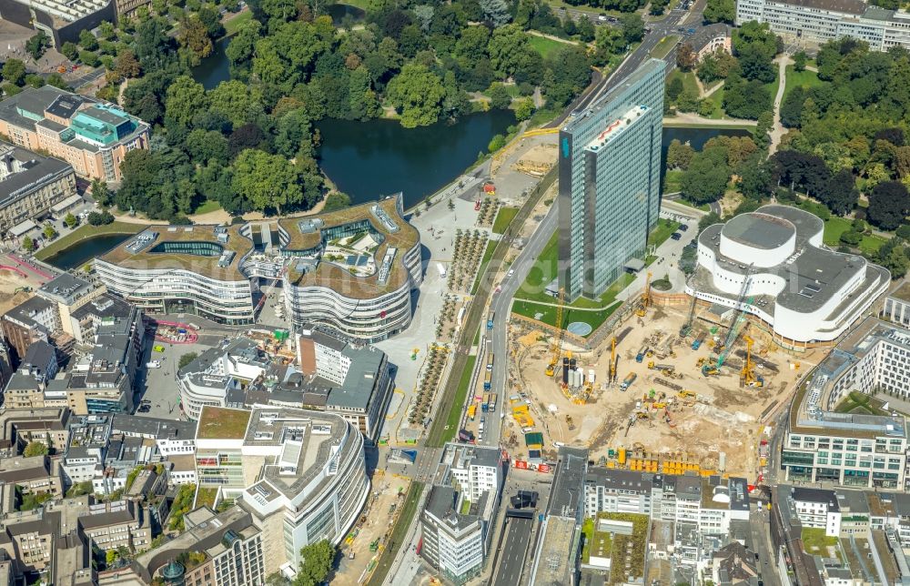 Aerial photograph Düsseldorf - New construction of the building complex of the shopping center Ingenhoven-Tal - Koebogen 2 on Gustaf-Gruendgens-Place in Duesseldorf in the state North Rhine-Westphalia, Germany