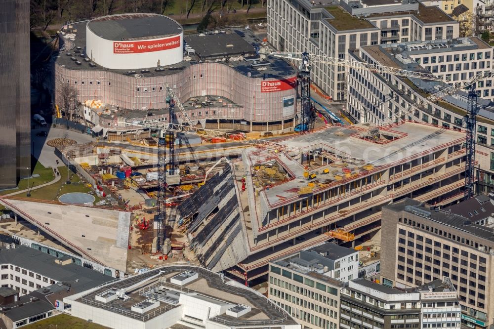 Aerial photograph Düsseldorf - New construction of the building complex of the shopping center Ingenhoven-Tal - Koebogen 2 on Gustaf-Gruendgens-Place in Duesseldorf in the state North Rhine-Westphalia, Germany