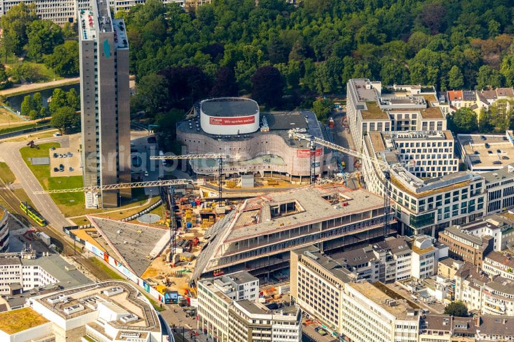 Aerial photograph Düsseldorf - New construction of the building complex of the shopping center Ingenhoven-Tal - Koebogen 2 on Gustaf-Gruendgens-Place in Duesseldorf in the state North Rhine-Westphalia, Germany