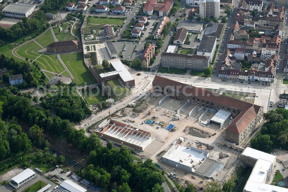 Germersheim from the bird's eye view: New construction of the building complex of the shopping center of INWO - Bau GmbH on Paradeplatz - August-Keiler-Strasse in Germersheim in the state Rhineland-Palatinate, Germany