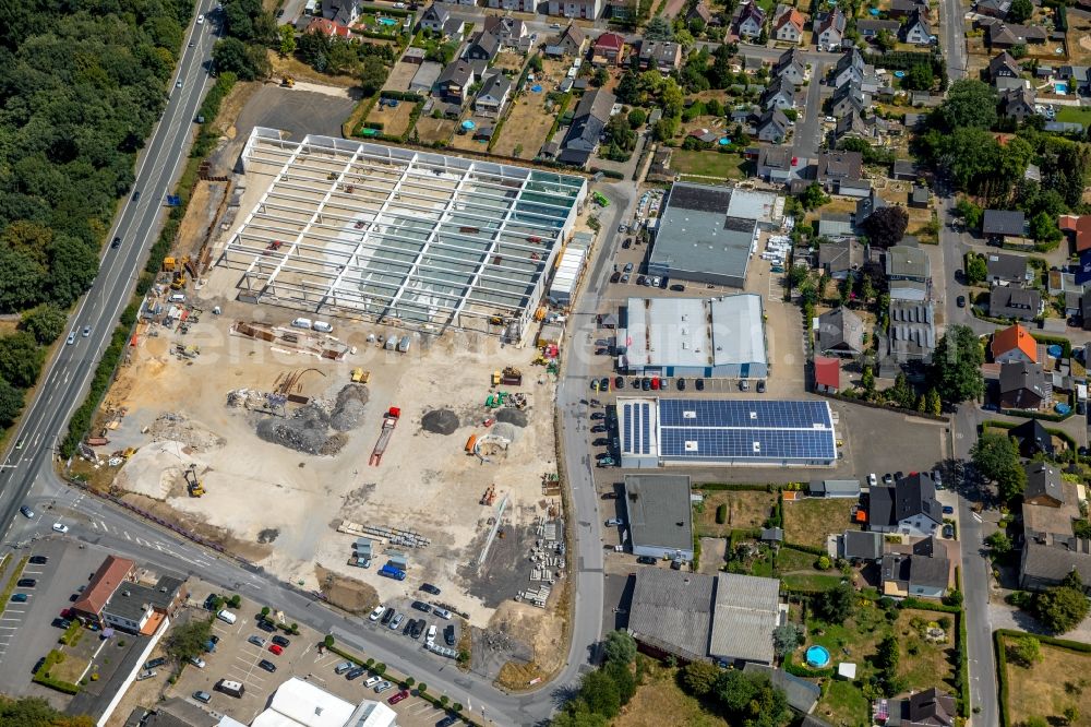 Bergkamen from above - New construction of the building complex of the shopping center KAUFLAND between Ostenhellweg and Am Roemerlager in the district Ruenthe in Bergkamen in the state North Rhine-Westphalia, Germany