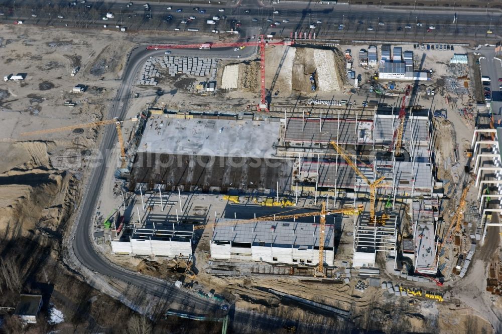 Berlin from the bird's eye view: New construction of the building complex of the shopping center of Hoeffner Moebelgesellschaft GmbH & Co.KG and the Krieger-Gruppe on Landsberger Allee in Berlin