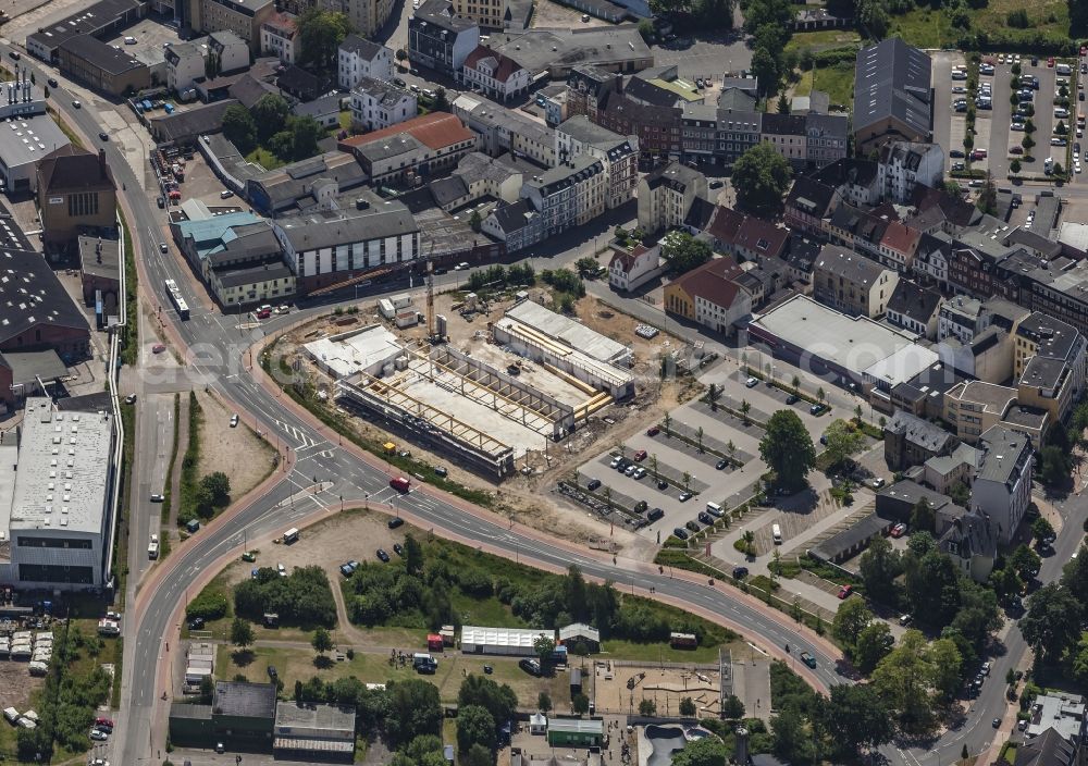 Flensburg from the bird's eye view: New construction of the building complex of the shopping center Nordstadt -Markt in Flensburg in the state Schleswig-Holstein, Germany