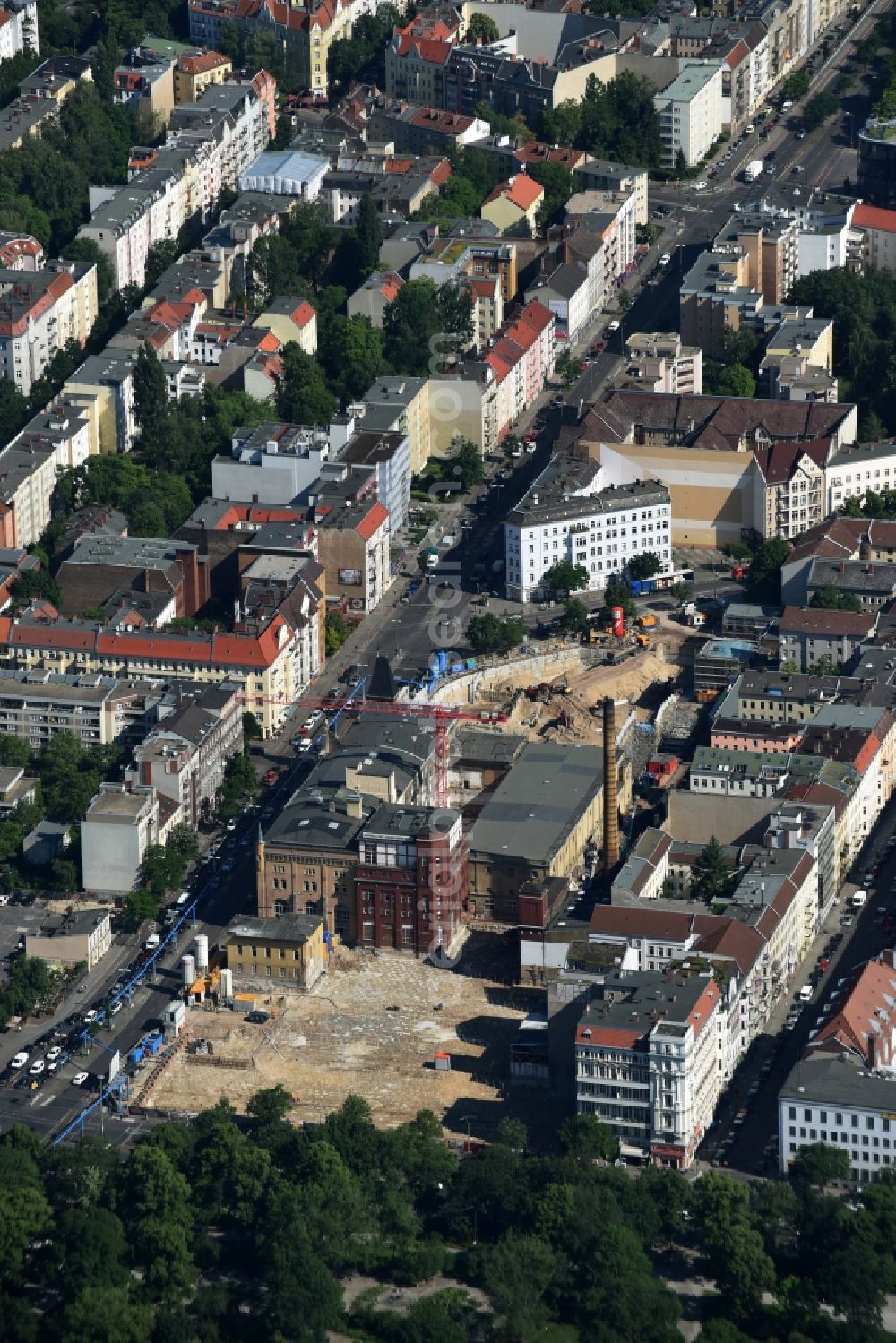 Aerial photograph Berlin - New construction of the building complex of the shopping center Schultheiss Quarter in Moabit district in Berlin